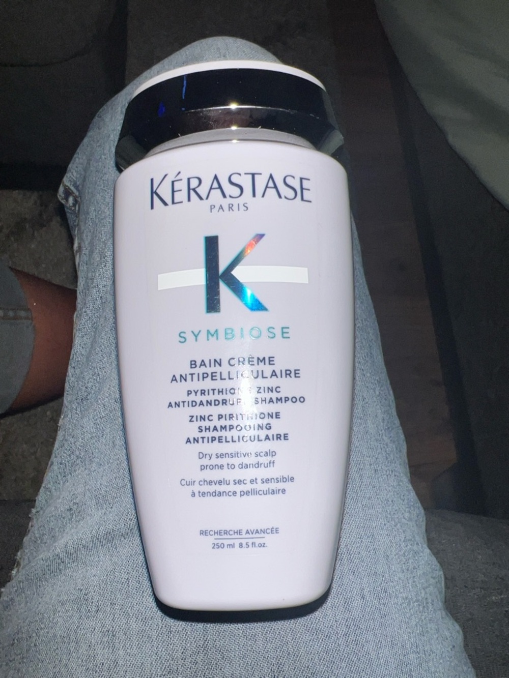 Kérastase Symbiose Anti-Dandruff Shampoo - Pink Bottle